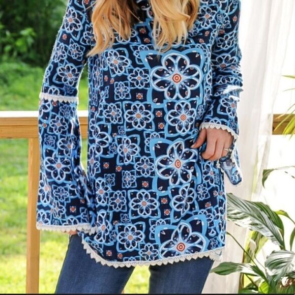 ‎Boho Floral Tunic - Picture 9 of 16